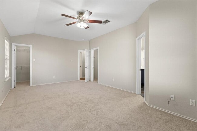 Building Photo - 3812 Eagles Nest St