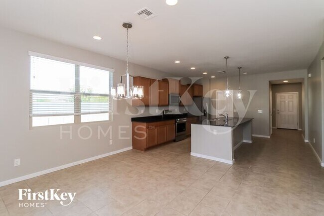 Building Photo - 4052 S 101st Ln