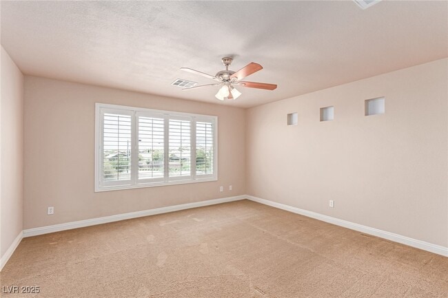 Building Photo - 10275 Headrick Dr