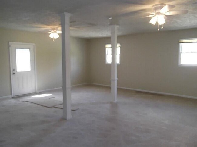 Building Photo - Dorsett6863