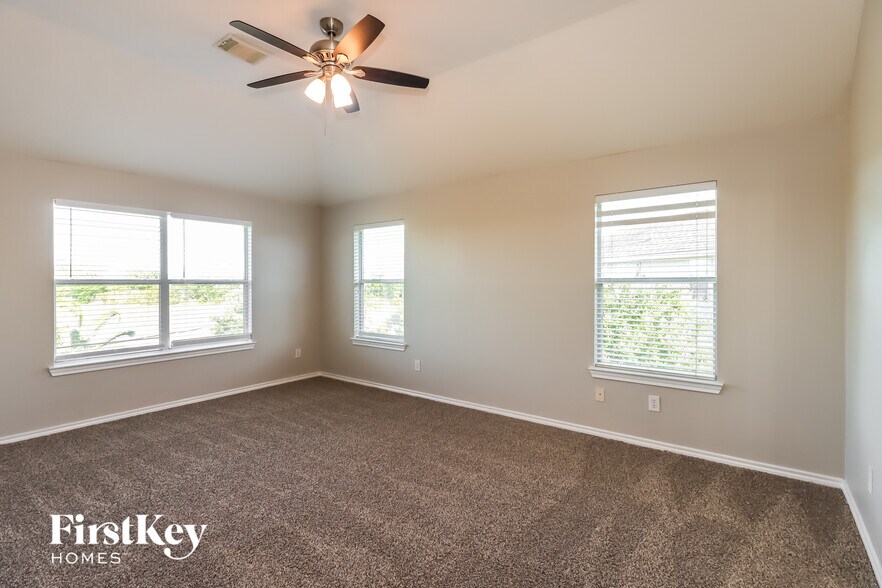 Building Photo - 12047 Back Bay Ridge Way