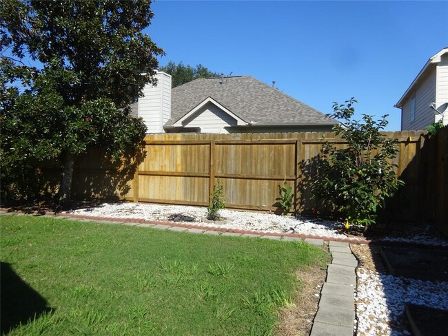 Building Photo - 4022 Kristin Lee Ct