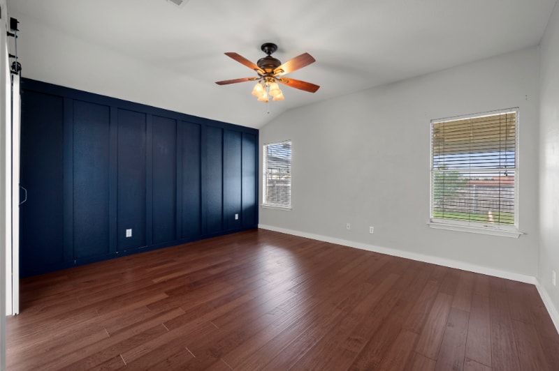 Building Photo - 1500 Lochaline Loop