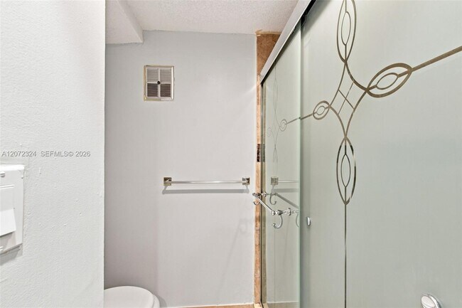 Building Photo - 6511 Racquet Club Dr