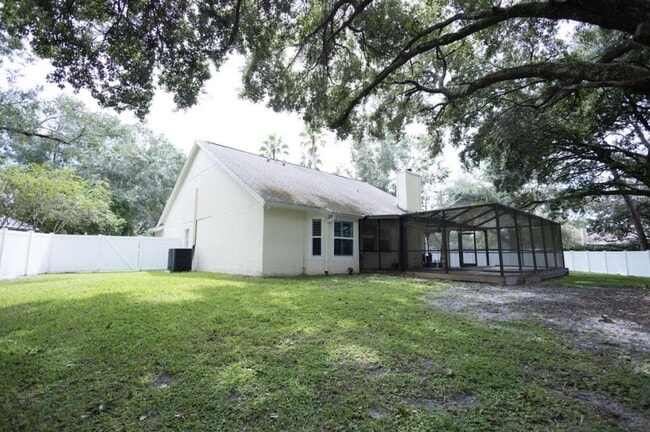 Building Photo - 16104 Stowe Ct