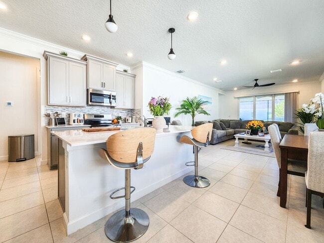 Building Photo - Resort-style Living in Palm Bay