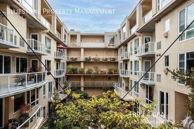 Building Photo - 1620 NE Broadway