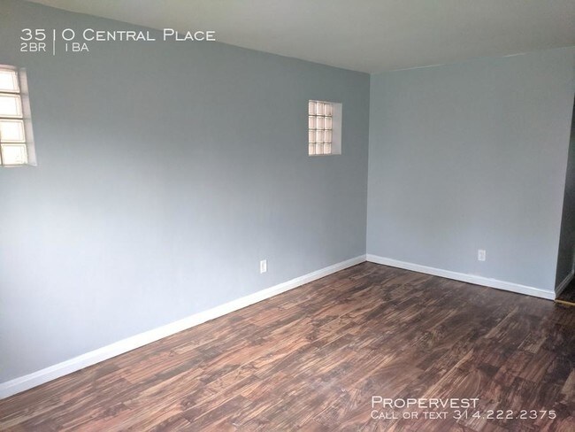 Building Photo - 2 bedroom in St. Louis  63121