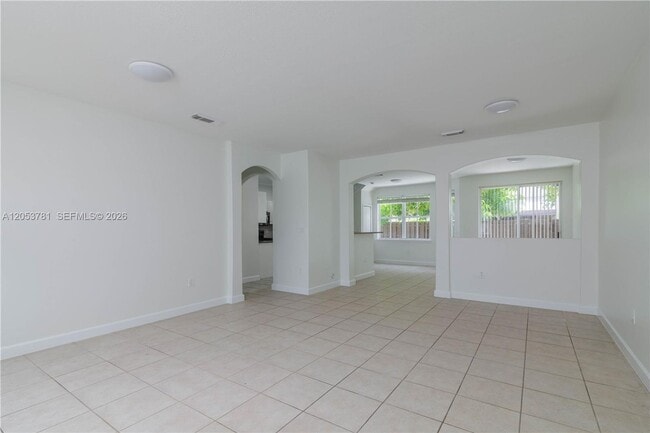 Building Photo - 3126 NW 101st Ct
