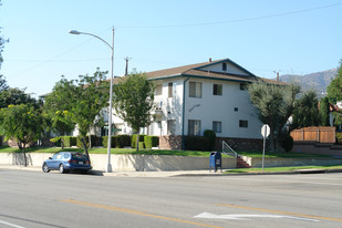 Building Photo - 401 Cornell Dr