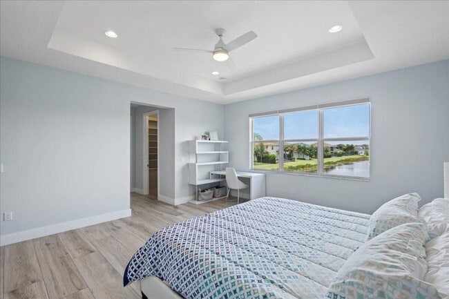 Building Photo - 15377 Green River Ct