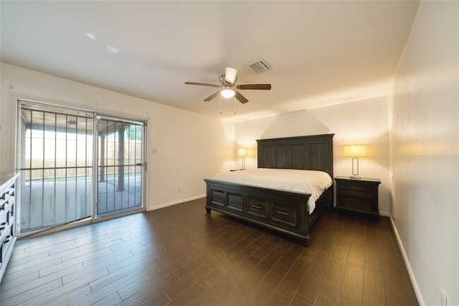 Building Photo - 7838 Vickijohn Dr