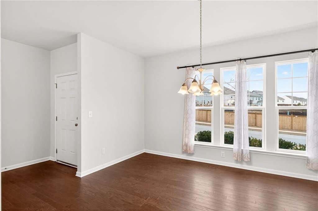 Building Photo - 5377 Fountainhead Ln