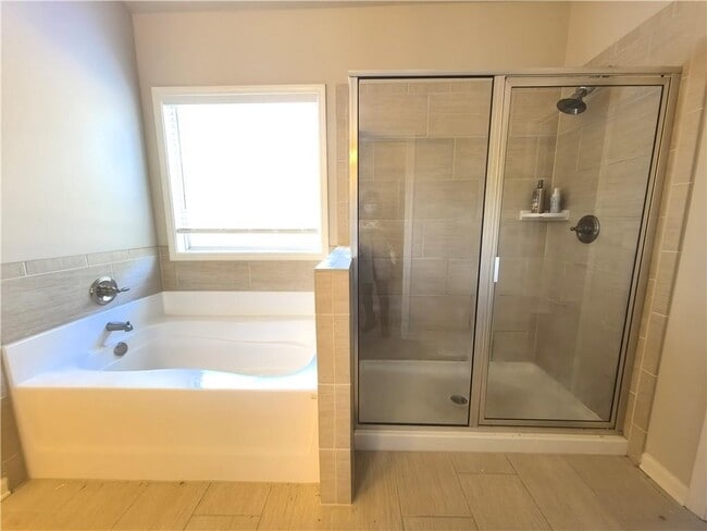 Building Photo - 3405 IVY FARM PATH