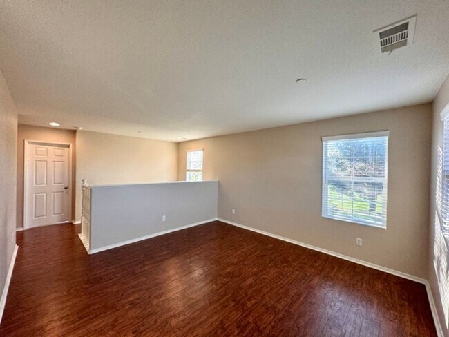 Building Photo - Beautiful Redhawk home located directly ac...