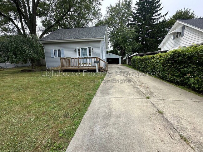 Building Photo - 115 N 30th St