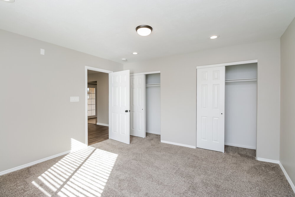 Building Photo - 3421 E Dragoon Ave