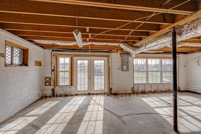 Building Photo - 1163 Whitaker Rd