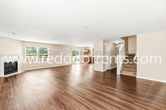 Building Photo - 12419 Deerview Dr