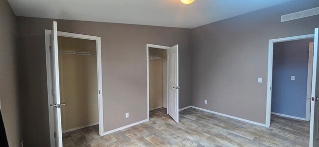 Building Photo - 200 Cypress Cir