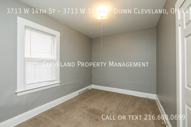 Building Photo - Wonderful Cleveland Duplex