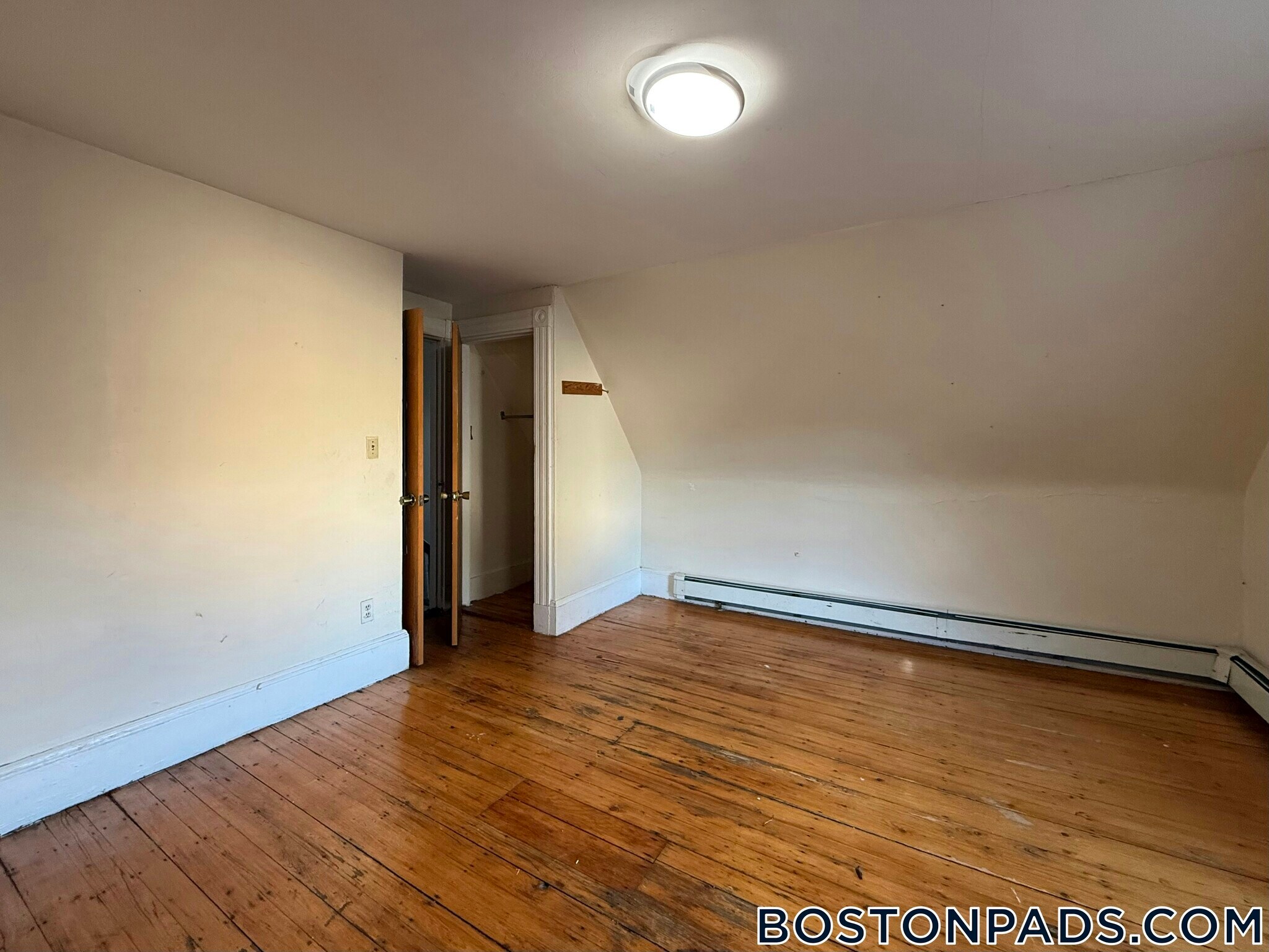 Building Photo - 31 Seattle St