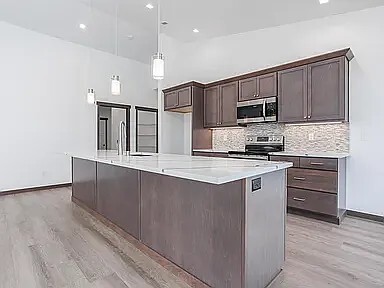 Building Photo - 6617 Sockeye Ln