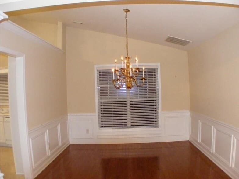 Building Photo - 2472 Merrion Park Ct