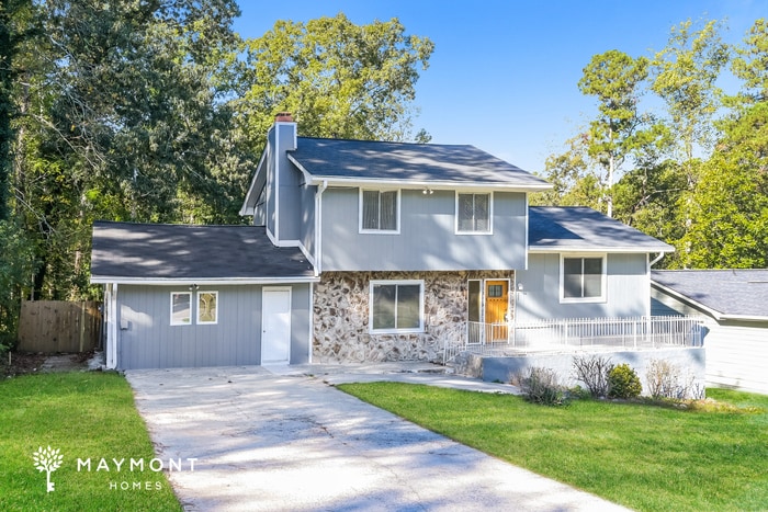 Building Photo - 7050 Merrywood Dr