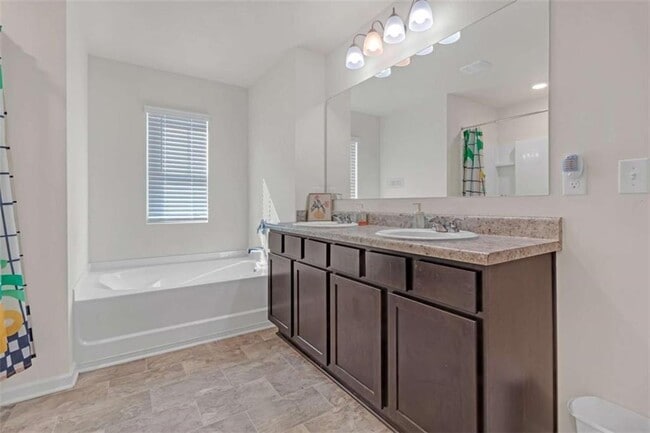Building Photo - 3741 Makeover Ct