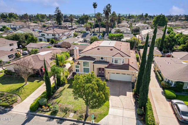 Building Photo - 146 W Le Roy Ave