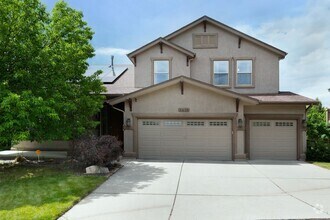 Building Photo - Elegant Mountain-View Retreat in Stone Cro...