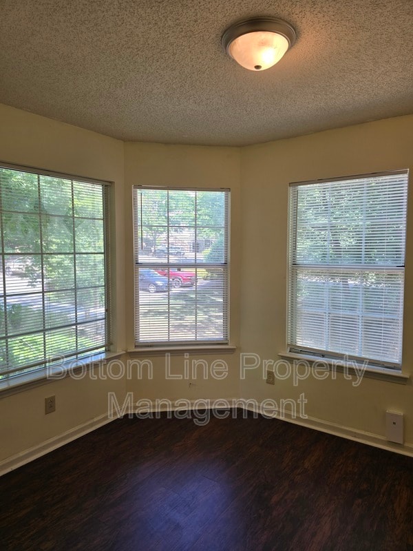 Building Photo - 6108 Gray Gate Ln