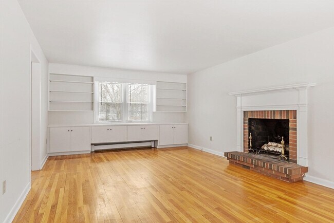 Building Photo - 20 Lovell St