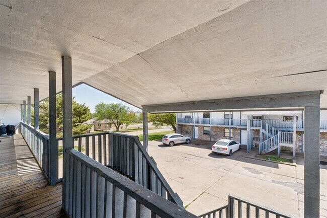 Building Photo - 1401 E St