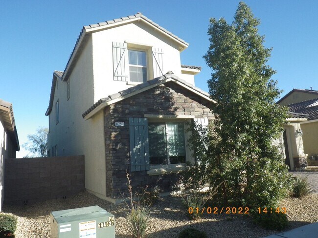 Building Photo - Beautiful 5 Bedroom House with City View