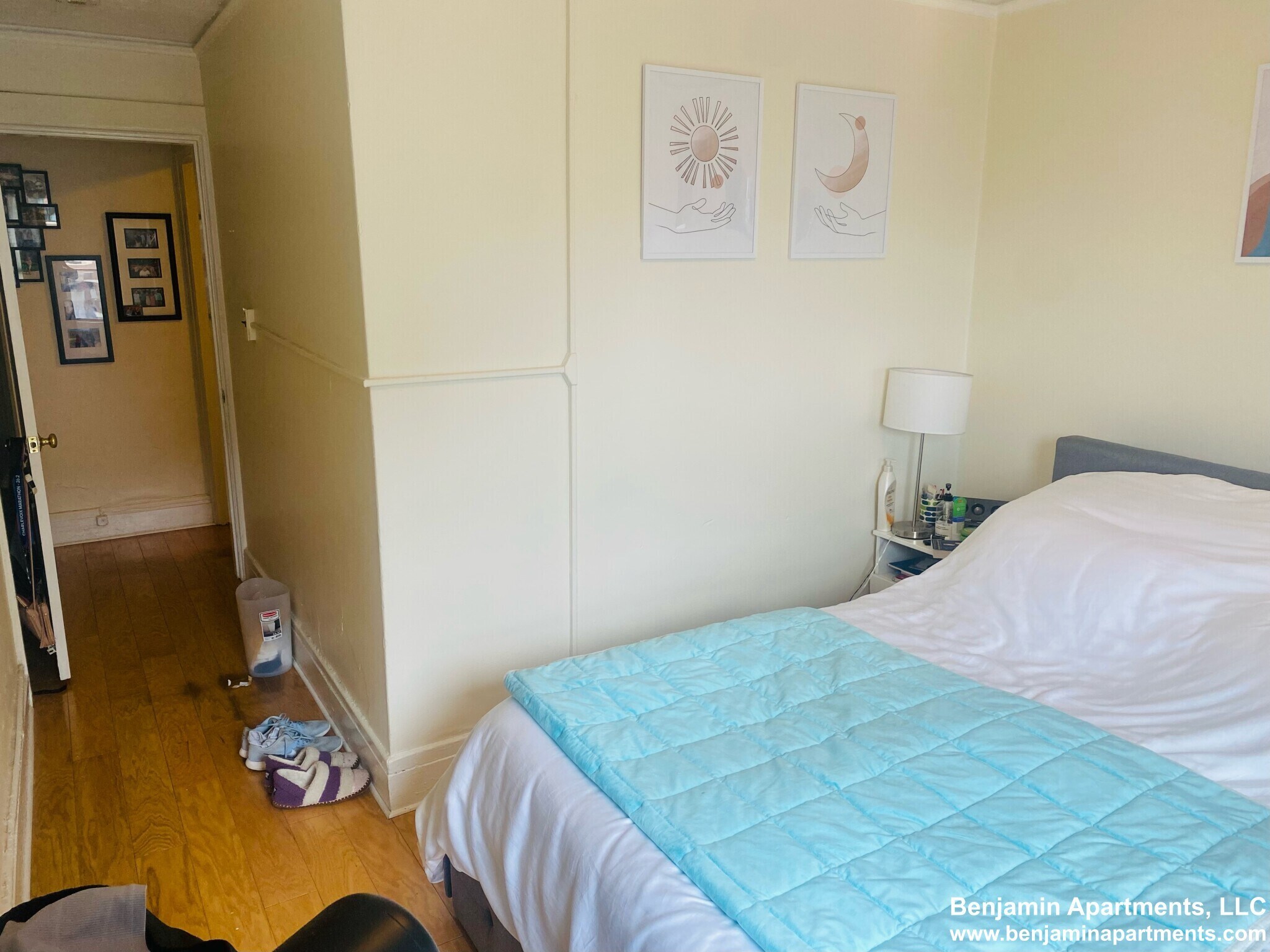 Building Photo - 94 W Cedar St