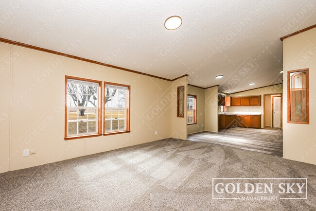 Building Photo - 7709 E Gloucester Rd