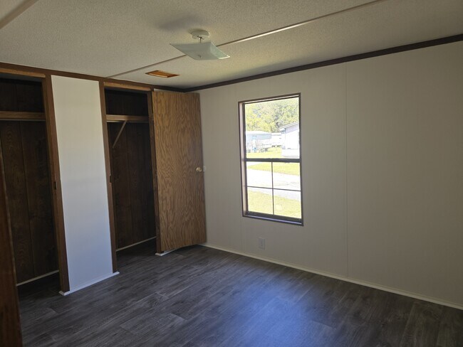 Building Photo - 472 Ruben Wells Rd