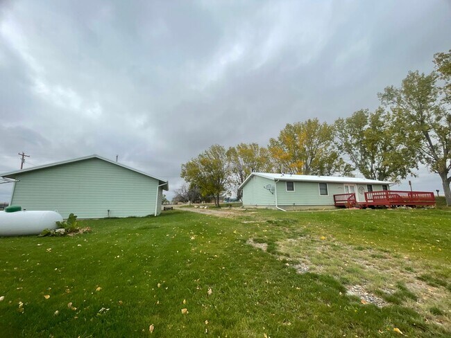 Building Photo - 7141 12 Mile Rd