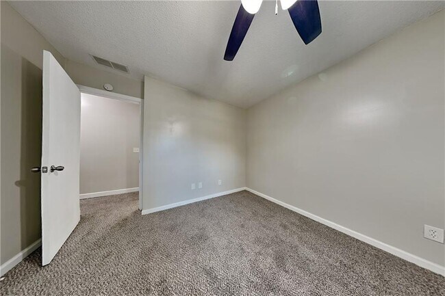 Building Photo - 300 Whisper Way NE