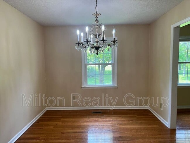 Building Photo - 12013 NC-210