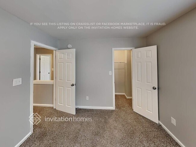 Building Photo - 716 Raindrops Rd