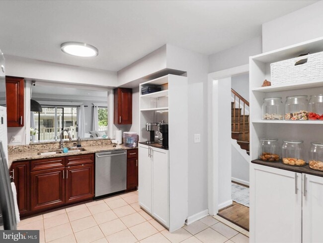 Building Photo - 8324 2nd Ave