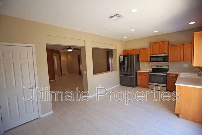 Building Photo - 12916 W Crittenden Ln