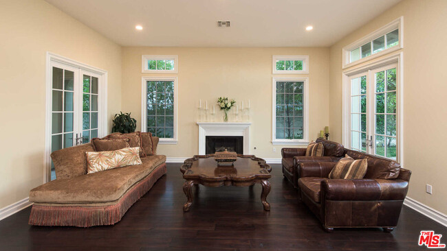 Building Photo - 25531 Prado De Oro