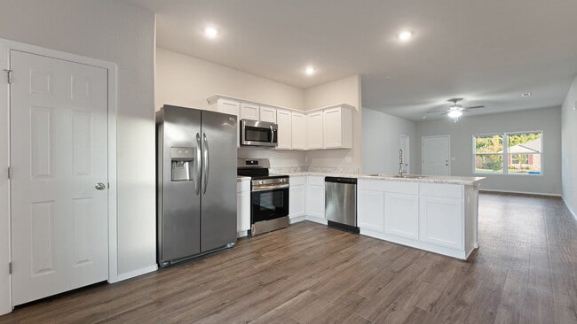 Building Photo - "Charming 4-Bedroom Home with Granite Touc...