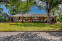 Building Photo - 3447 Pierce St