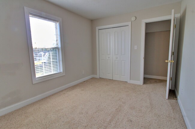 Building Photo - Beautiful 4 Bedroom Home in Sneads Ferry w...