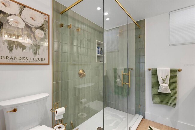 Building Photo - 4360 Chatham Dr